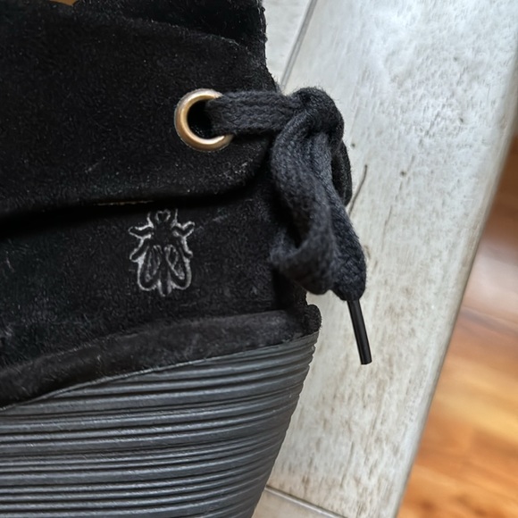 Fly London Suede booties size 38 (7) EUC - Picture 5 of 5